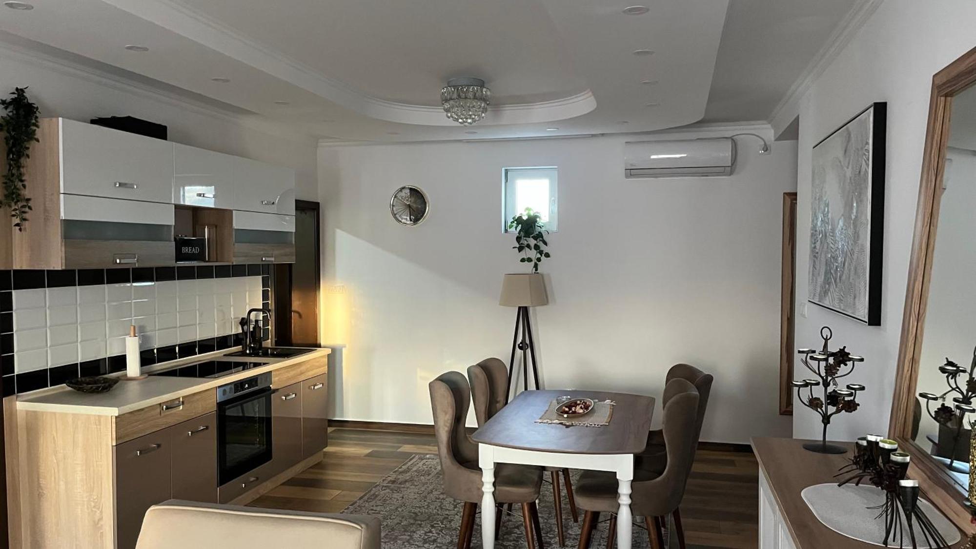 Airport Sky Apartments Lux Belgrade Exterior photo