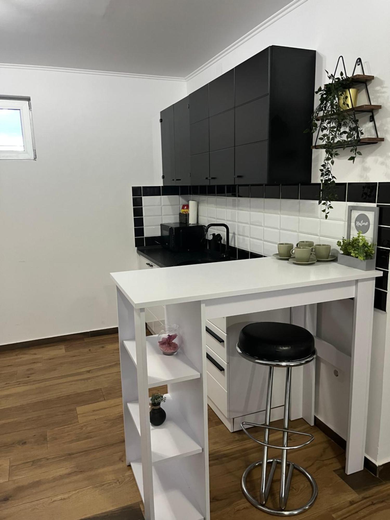 Airport Sky Apartments Lux Belgrade Exterior photo