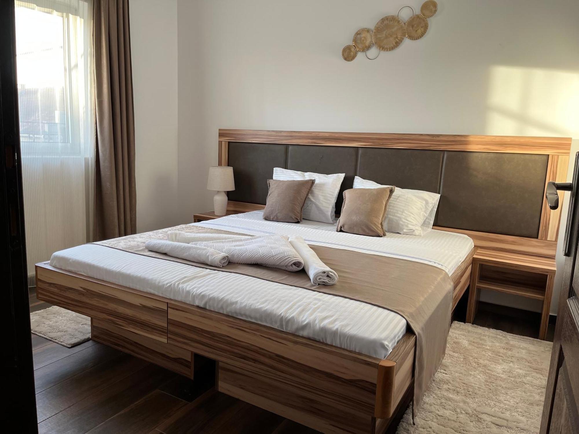 Airport Sky Apartments Lux Belgrade Exterior photo